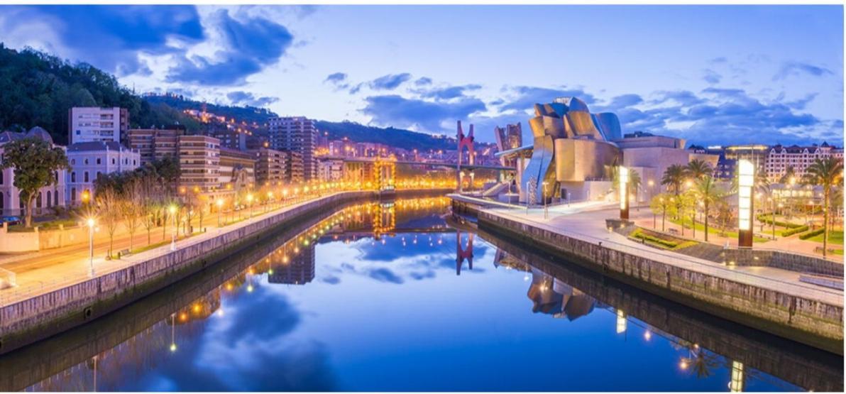 A 5 Minutos Andando Del Casco Viejo, Ayuntamiento, Plaza Circular Y Gran Via De Bilbao Y Proximo A Las 2 Lineas De Metro Exterior photo